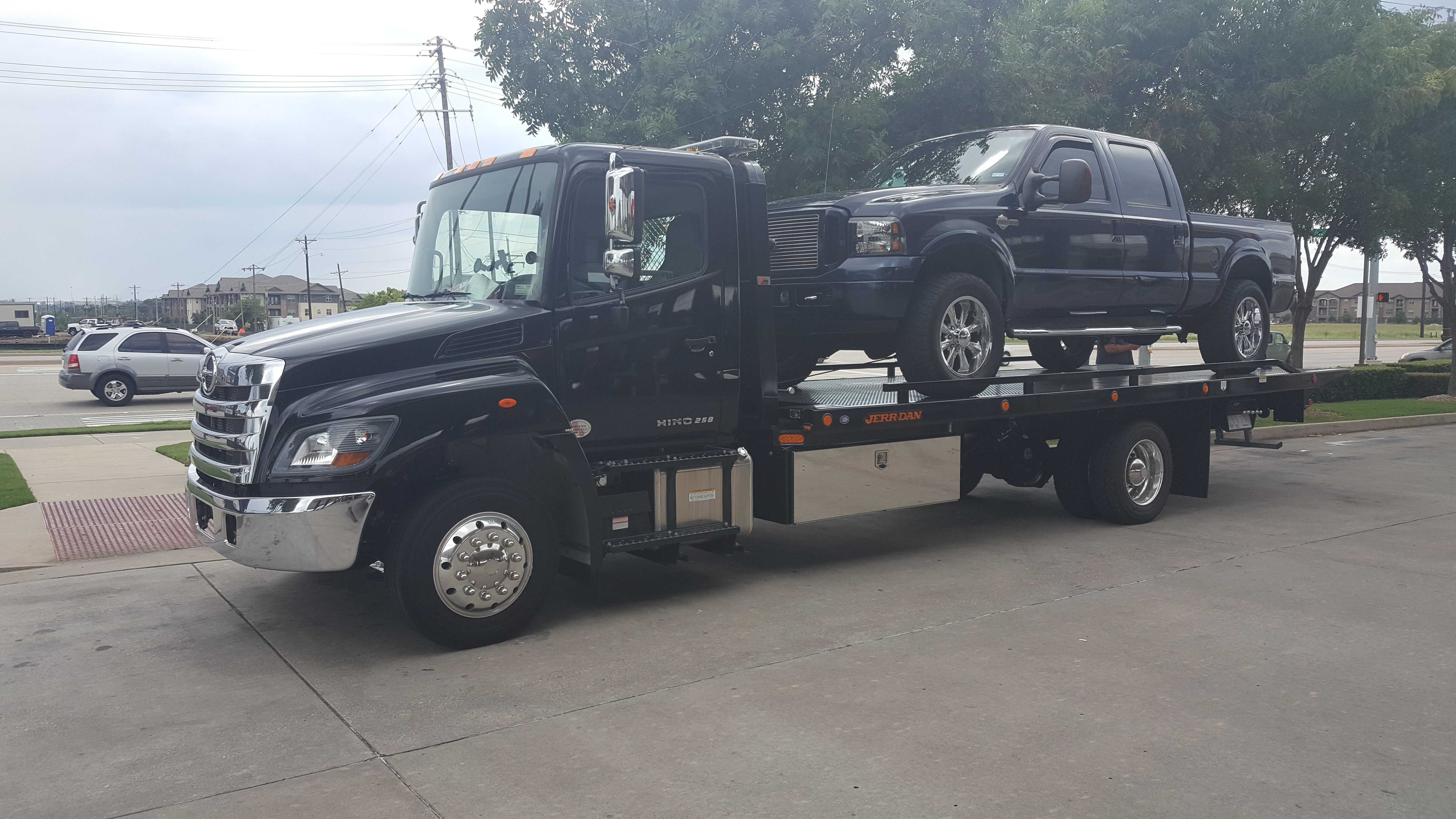 Tow Truck In Richardson business image in Richardson, TX